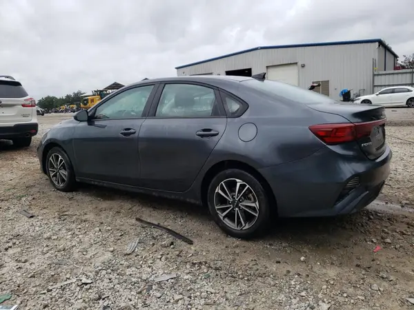 3KPF24AD6NE429591 2022 KIA FORTE - Image 2