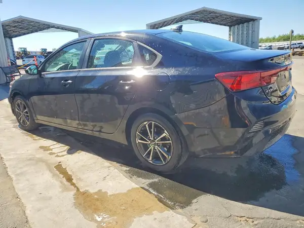 3KPF24AD6NE432619 2022 KIA FORTE - Image 2