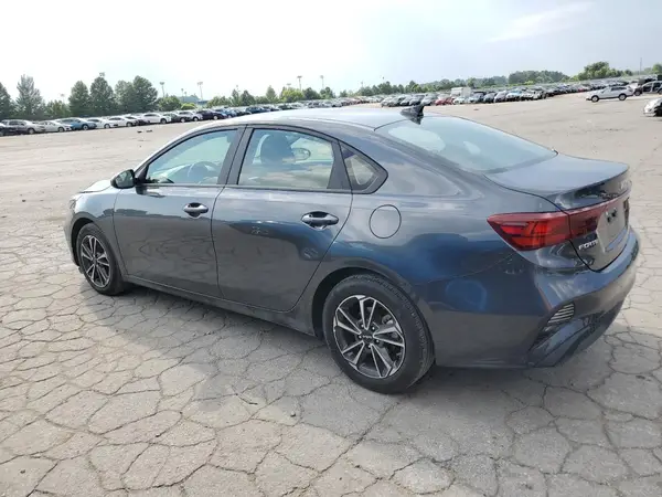 3KPF24AD6NE433558 2022 KIA FORTE - Image 2