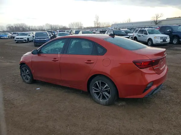3KPF24AD6NE434984 2022 KIA FORTE - Image 2