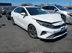 3KPF24AD6NE440428 2022 KIA FORTE