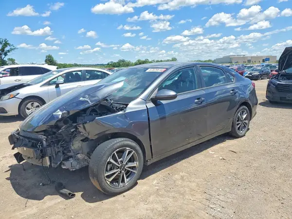 3KPF24AD6NE440848 2022 KIA FORTE - Image 1