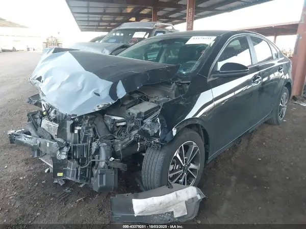 3KPF24AD6NE443118 2022 KIA FORTE - Image 2