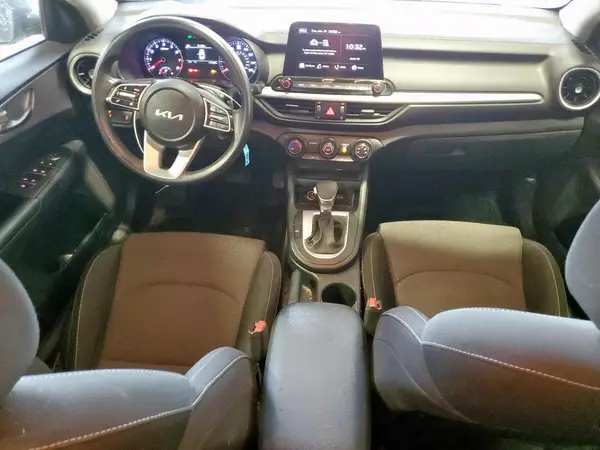 3KPF24AD6NE445323 2022 KIA FORTE - Image 8