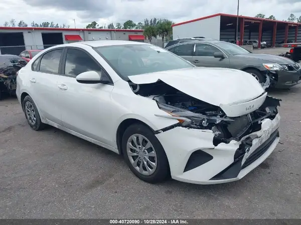 3KPF24AD6NE445919 2022 KIA FORTE - Image 1