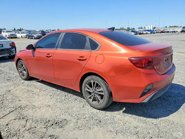 3KPF24AD6NE446200 2022 KIA FORTE - Image 2