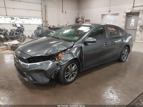 3KPF24AD6NE446262 2022 KIA FORTE - Image 2