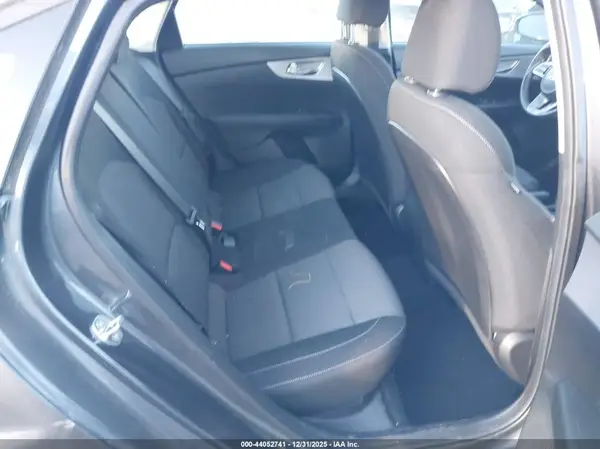 3KPF24AD6NE452224 2022 KIA FORTE - Image 8