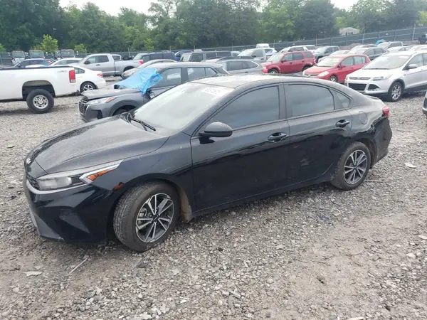 3KPF24AD6NE453101 2022 KIA FORTE - Image 1