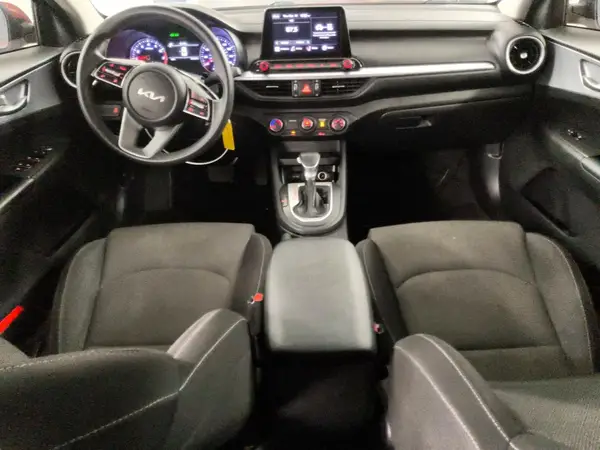 3KPF24AD6NE453745 2022 KIA FORTE - Image 8