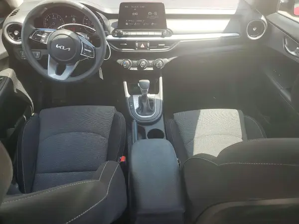 3KPF24AD6NE454233 2022 KIA FORTE - Image 8