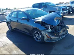 3KPF24AD6NE456810 2022 KIA FORTE
