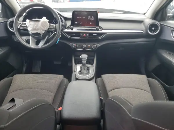 3KPF24AD6NE459125 2022 KIA FORTE - Image 8