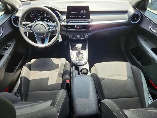 3KPF24AD6NE461408 2022 KIA FORTE - Image 8