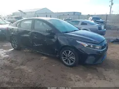 3KPF24AD6NE462235 2022 KIA FORTE