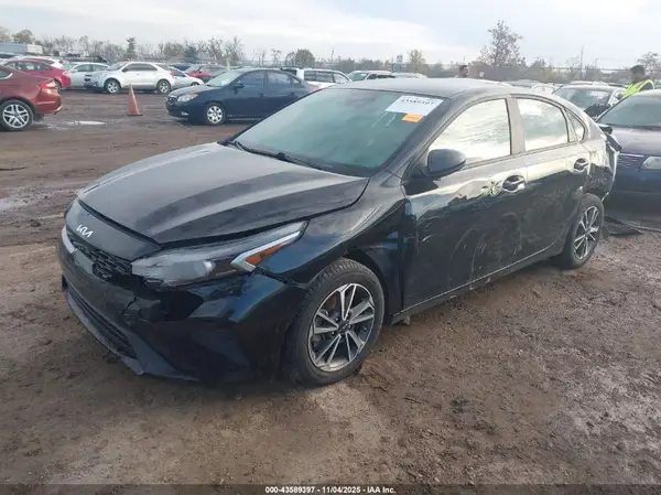 3KPF24AD6NE462235 2022 KIA FORTE - Image 2