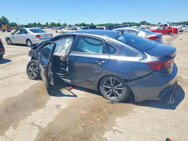 3KPF24AD6NE462672 2022 KIA FORTE - Image 2