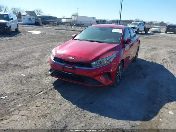 3KPF24AD6NE463062 2022 KIA FORTE - Image 2