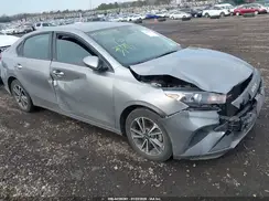 3KPF24AD6NE463627 2022 KIA FORTE