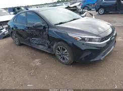 3KPF24AD6NE463885 2022 KIA FORTE