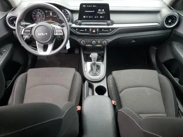 3KPF24AD6NE464003 2022 KIA FORTE - Image 8