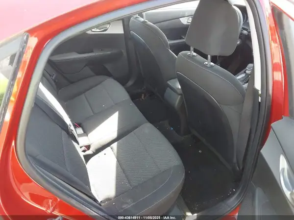 3KPF24AD6NE464177 2022 KIA FORTE - Image 8