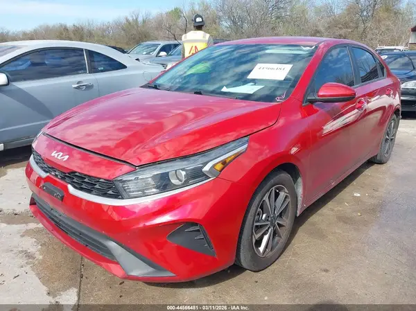 3KPF24AD6NE465457 2022 KIA FORTE - Image 2