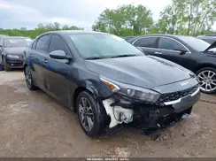 3KPF24AD6NE465782 2022 KIA FORTE