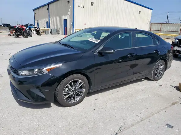 3KPF24AD6NE467581 2022 KIA FORTE - Image 1