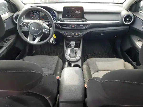 3KPF24AD6NE468486 2022 KIA FORTE - Image 8