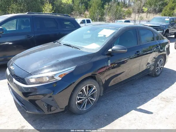3KPF24AD6NE469430 2022 KIA FORTE - Image 2