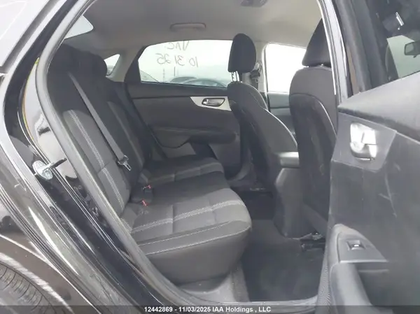3KPF24AD6NE470867 2022 KIA FORTE - Image 8