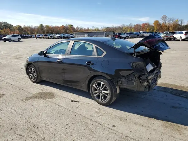 3KPF24AD6NE471226 2022 KIA FORTE - Image 2