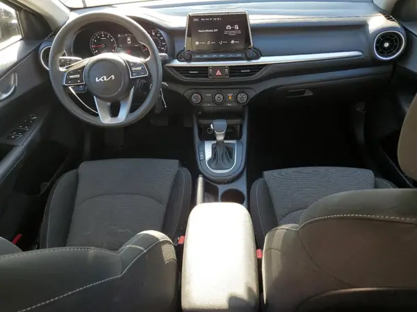 3KPF24AD6NE471226 2022 KIA FORTE - Image 8