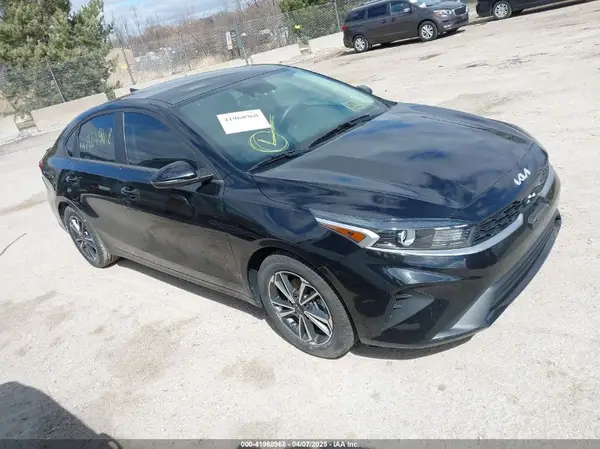 3KPF24AD6NE471890 2022 KIA FORTE - Image 1