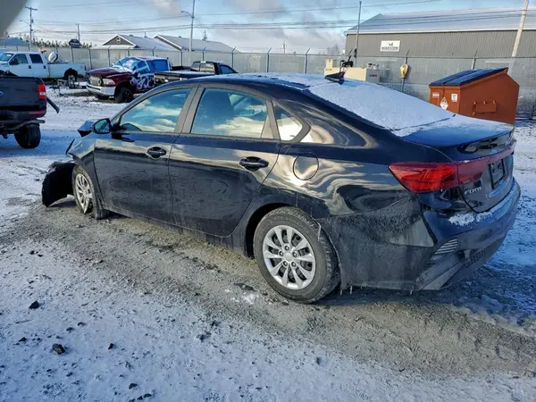 3KPF24AD6NE473106 2022 KIA FORTE - Image 2