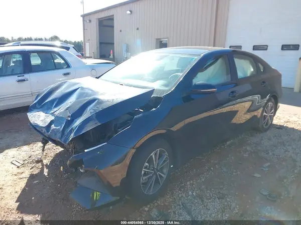 3KPF24AD6NE474966 2022 KIA FORTE - Image 2