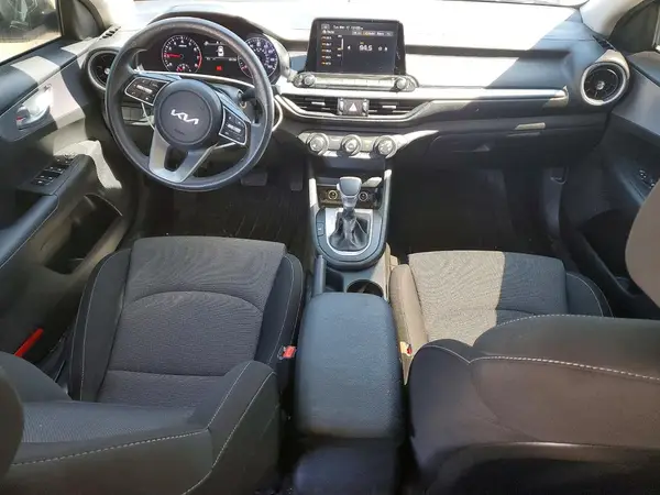 3KPF24AD6NE476149 2022 KIA FORTE - Image 8