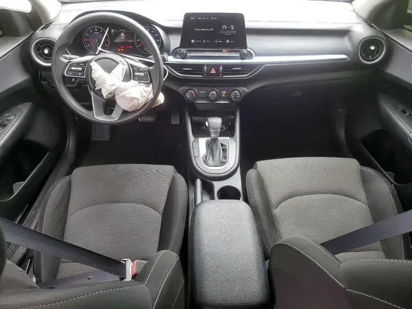 3KPF24AD6NE477978 2022 KIA FORTE - Image 8