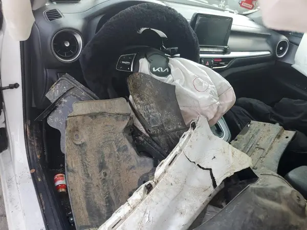 3KPF24AD6NE479407 2022 KIA FORTE - Image 8