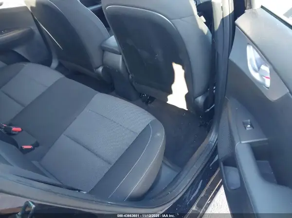 3KPF24AD6NE481254 2022 KIA FORTE - Image 8