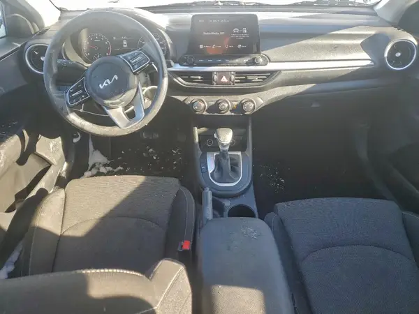 3KPF24AD6NE482470 2022 KIA FORTE - Image 8