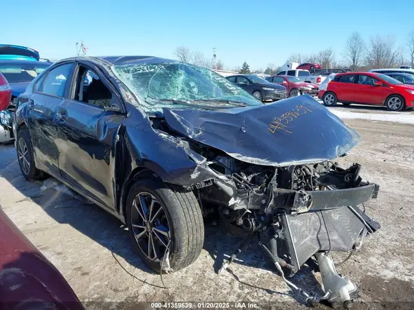 3KPF24AD6NE482887 2022 KIA FORTE - Image 1
