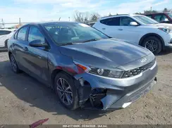 3KPF24AD6NE483506 2022 KIA FORTE