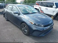 3KPF24AD6NE485420 2022 KIA FORTE