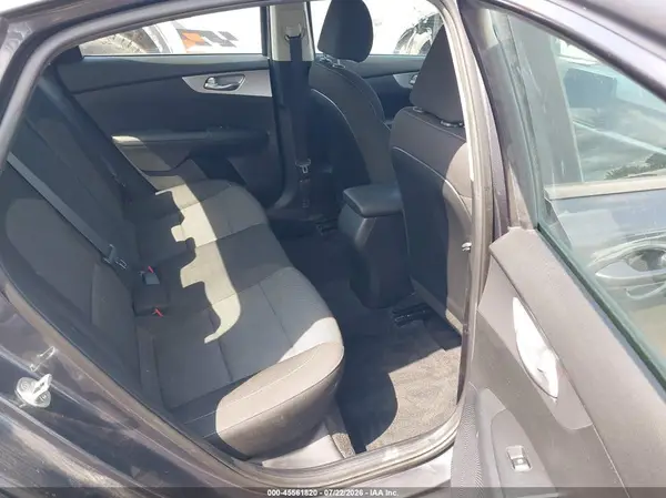 3KPF24AD6NE485420 2022 KIA FORTE - Image 8