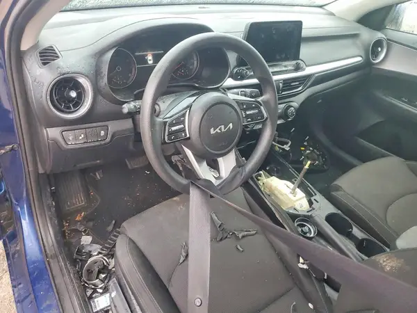 3KPF24AD6NE485529 2022 KIA FORTE - Image 8