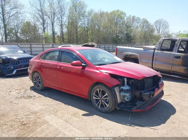 3KPF24AD6NE490102 2022 KIA FORTE - Image 1
