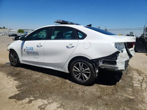 3KPF24AD6NE490763 2022 KIA FORTE - Image 2
