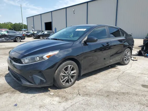 3KPF24AD6NE492092 2022 KIA FORTE - Image 1